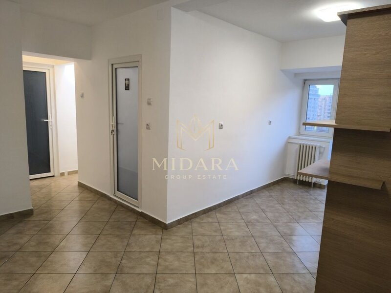 Alba Iulia 2 camere 3 balcoane  65 mp