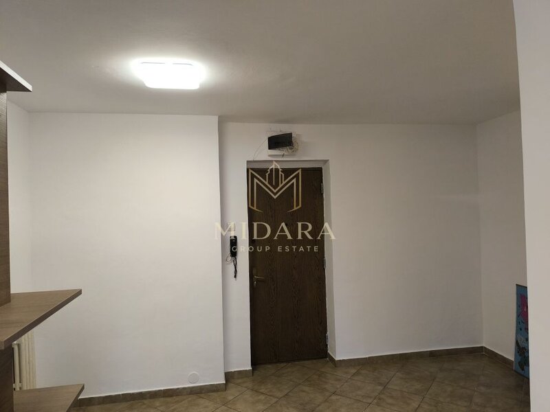 Alba Iulia 2 camere 3 balcoane  65 mp